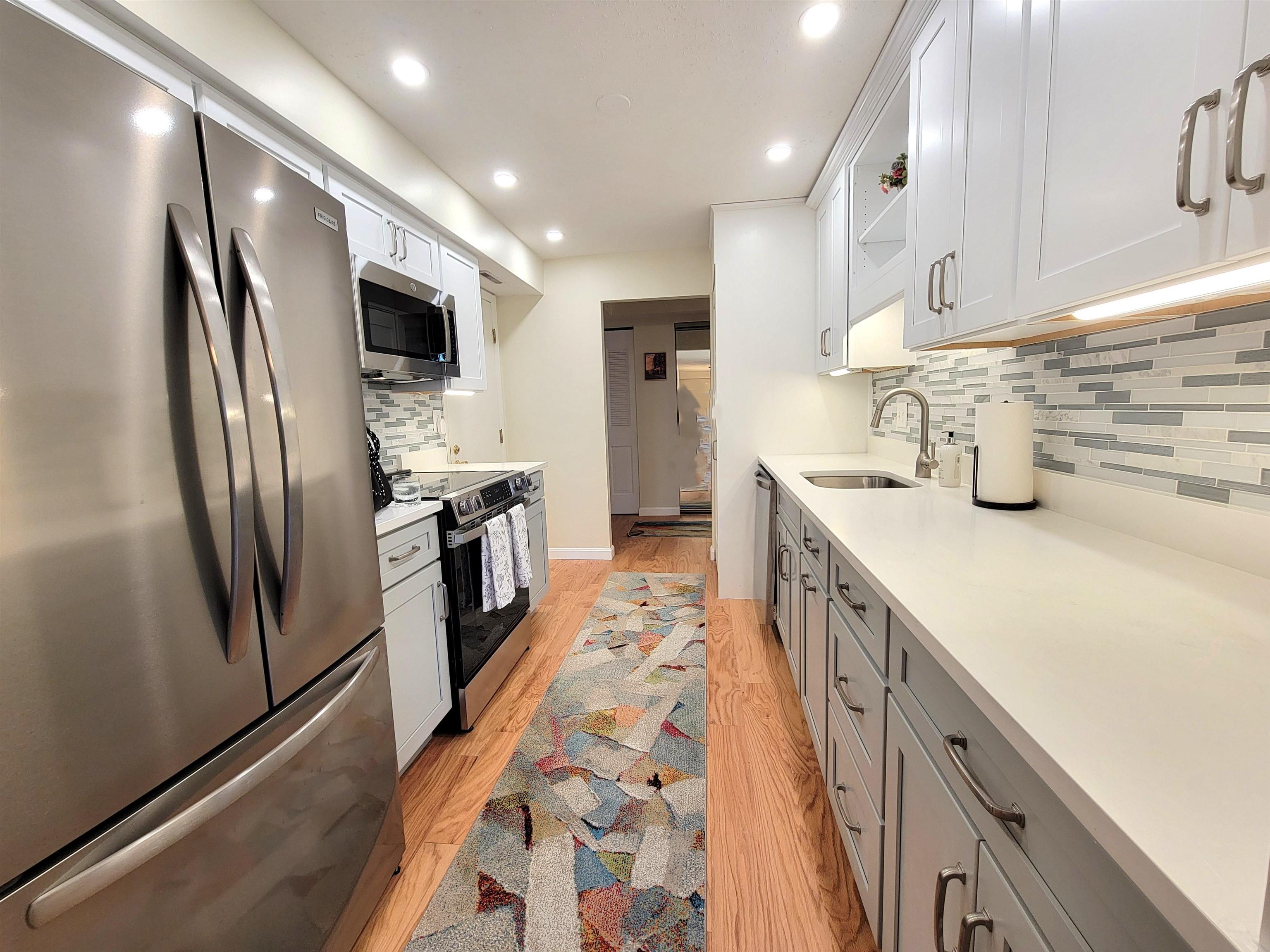 39 Spit Brook Road 46