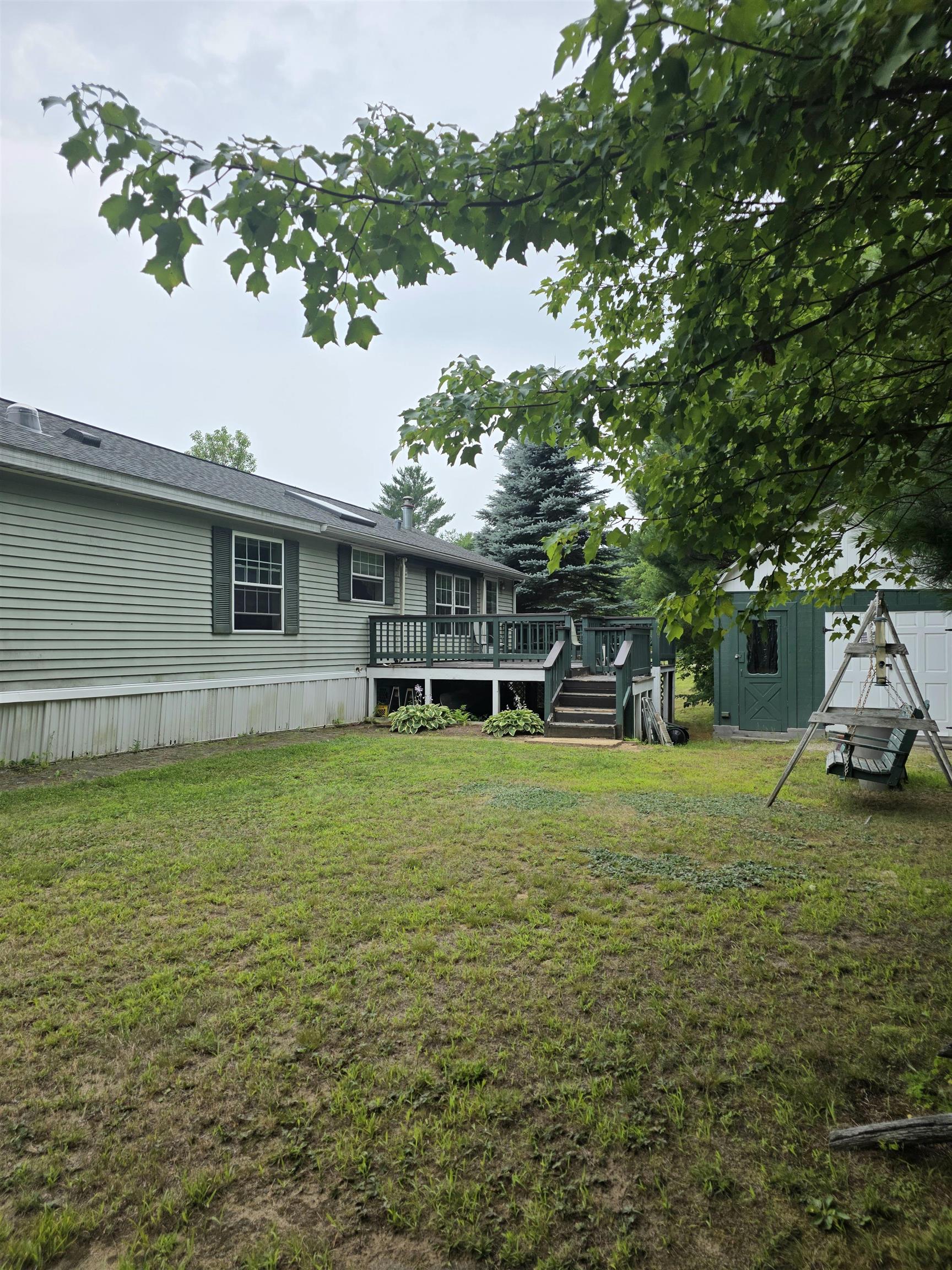 9 Ash Street
