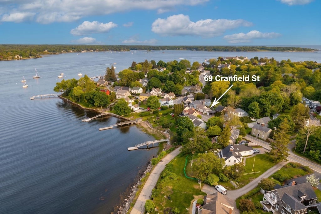 Photo of 69 Cranfield Street, New Castle, NH 03854 (MLS # 5115612)