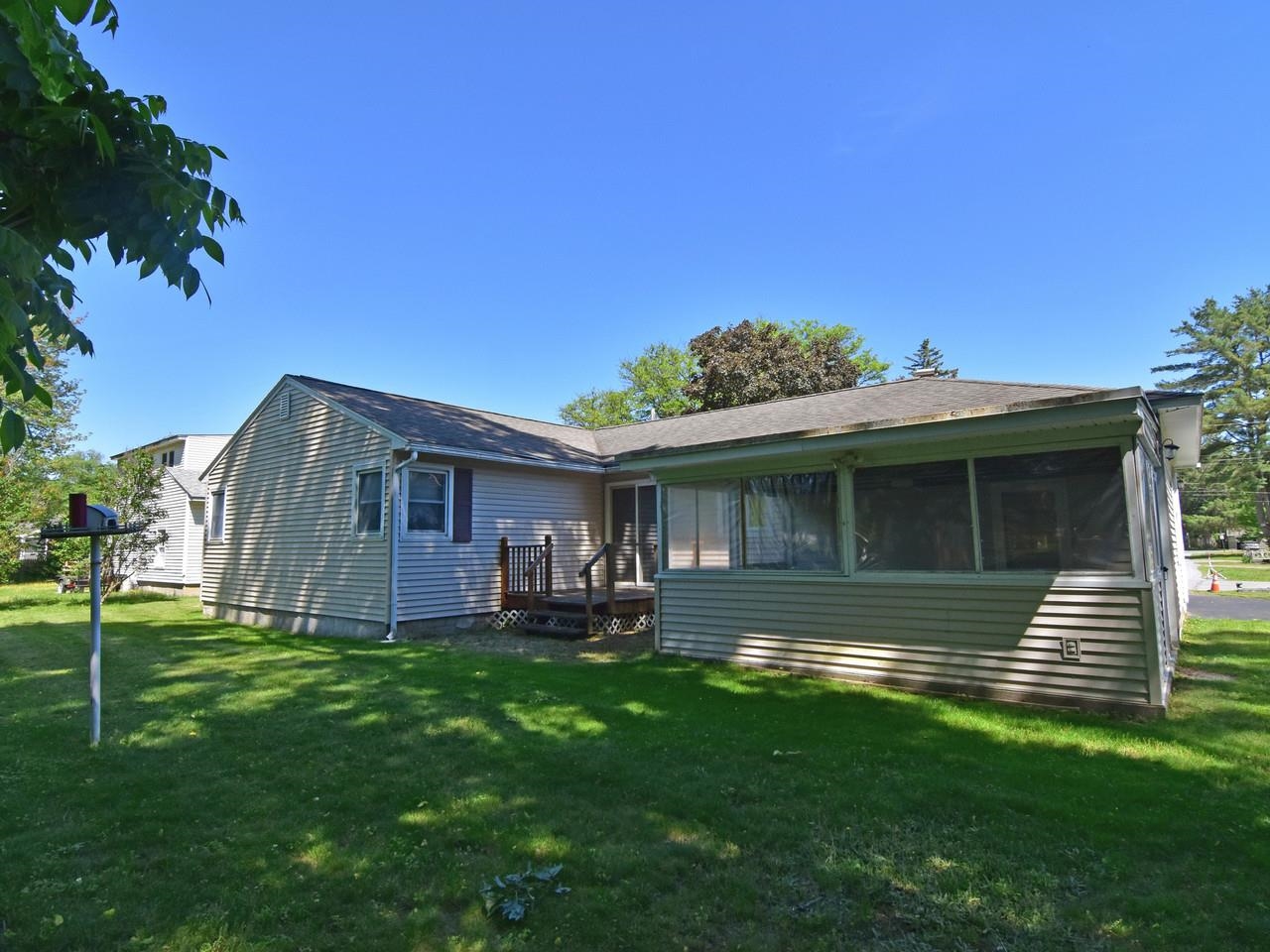 2 Murray Road