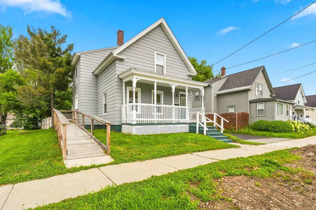 Photo of 128 Marlboro Street, Keene, NH 03431 (MLS # 5103806)