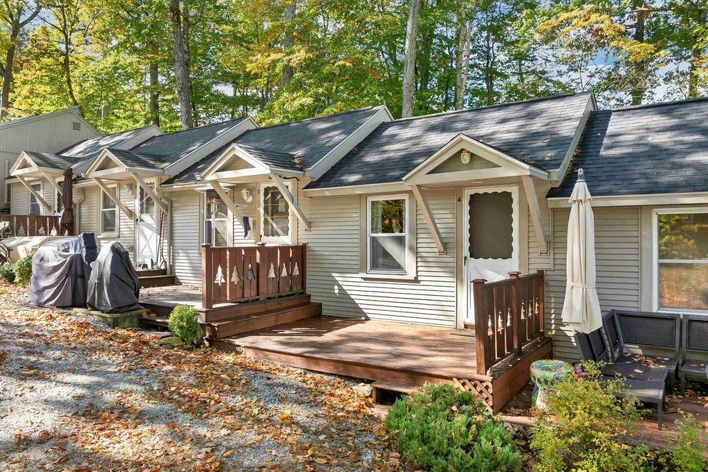 Photo of 764 Pelham North Drive #4, Holderness, NH 03245 (MLS # 5113653)