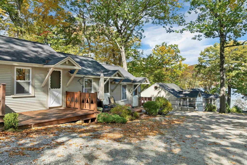 Photo of 764 Pelham North Drive #4, Holderness, NH 03245 (MLS # 5113653)