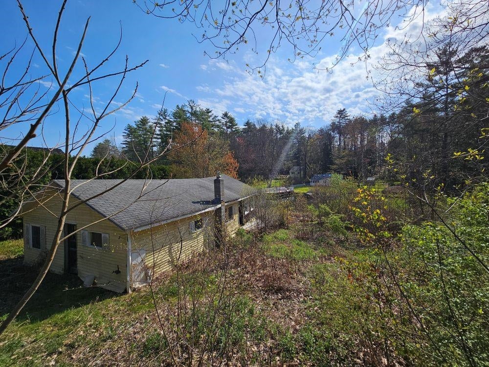 Photo of 35 West Shore Road, Swanzey, NH 03446 (MLS # 5073343)
