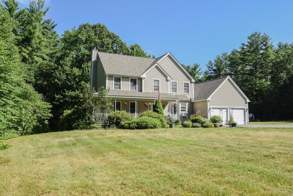 Photo of 22 Sargent Road, Brookline, NH 03033 (MLS # 5096683)