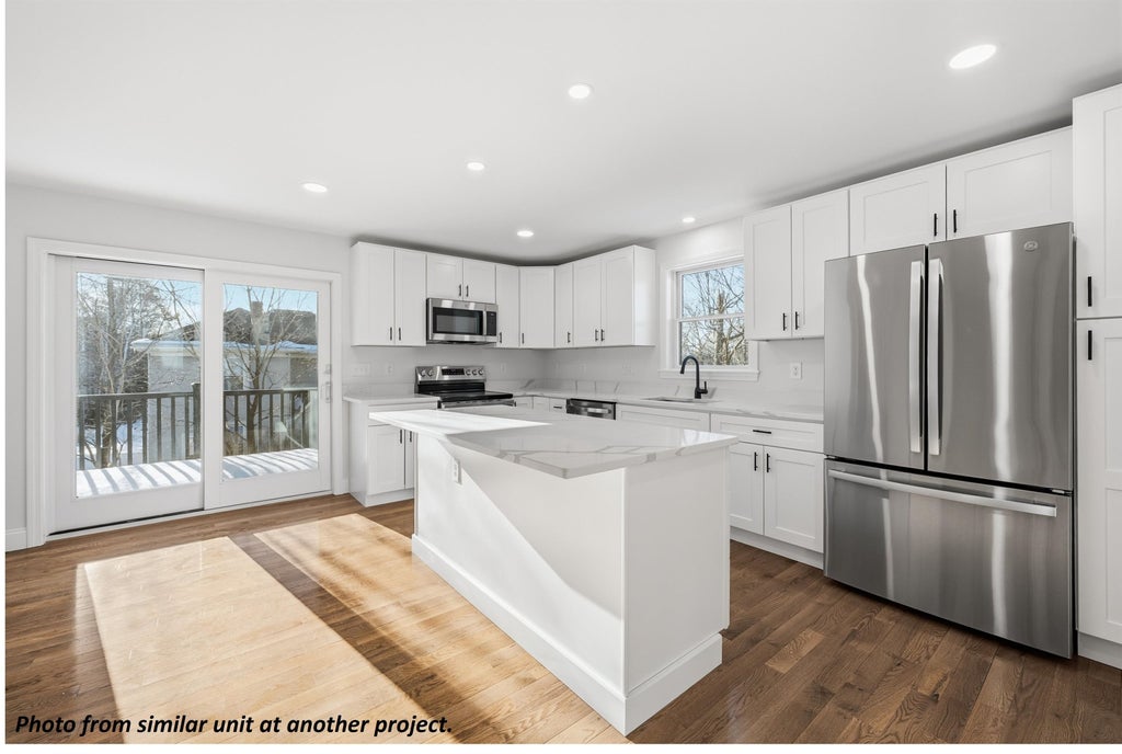 Photo of 2 York Way #2, Manchester, NH 03103 (MLS # 5110750)