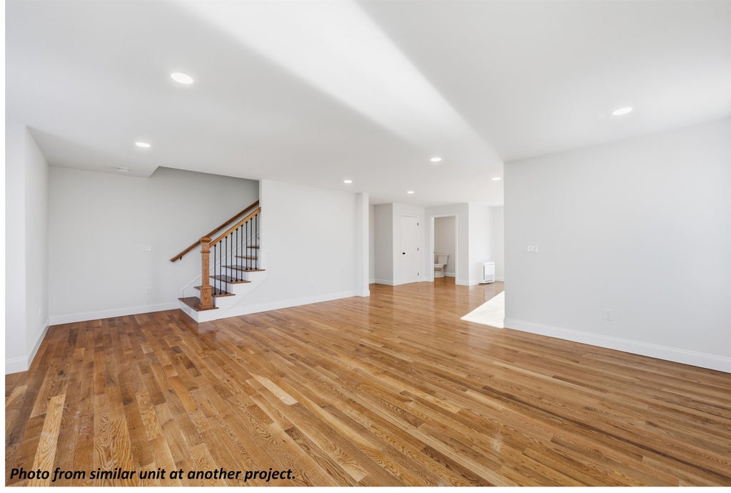 Photo of 2 York Way #2, Manchester, NH 03103 (MLS # 5110750)