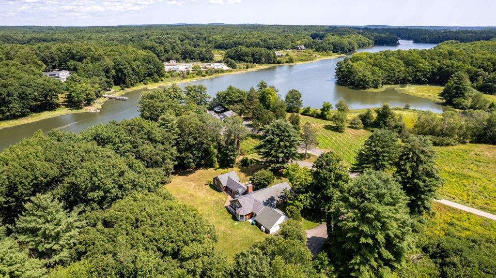 Photo of 59 Durham Point Road, Durham, NH 03824 (MLS # 5105266)
