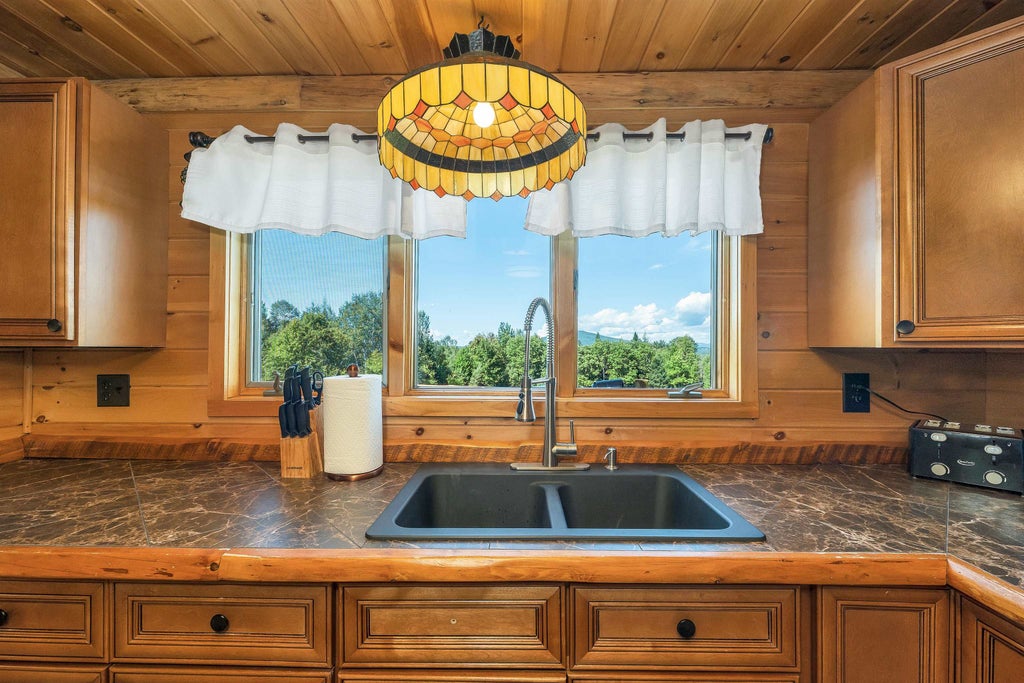 Photo of 100 North Road, Jefferson, NH 03583 (MLS # 5106693)