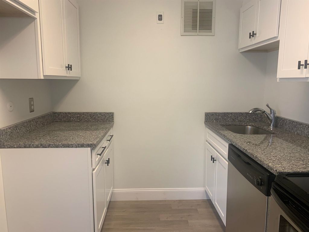Photo of 616 Portland Street #69, Rochester, NH 03867 (MLS # 5090800)