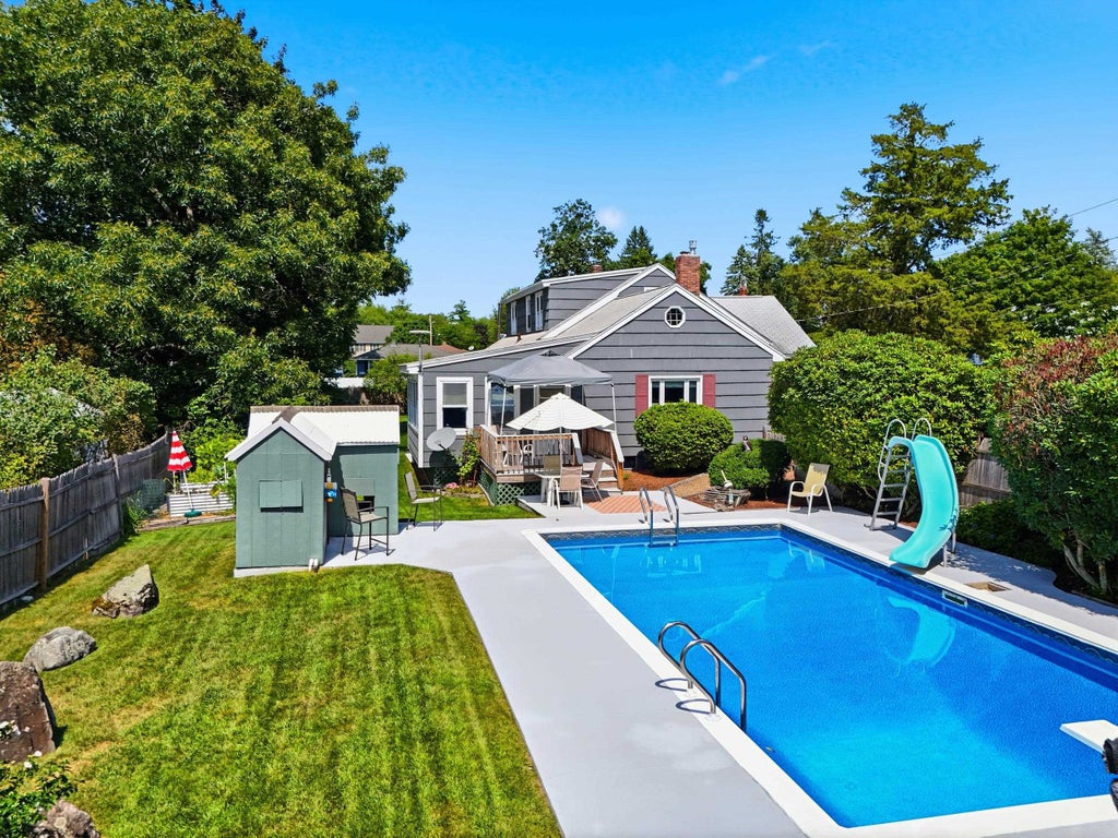 Photo of 8 Otis Avenue, Salem, NH 03079 (MLS # 5105252)
