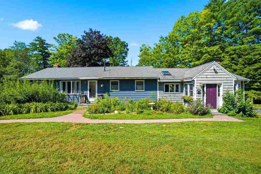 Photo of 89 Prescott Road, Brentwood, NH 03833 (MLS # 5105694)