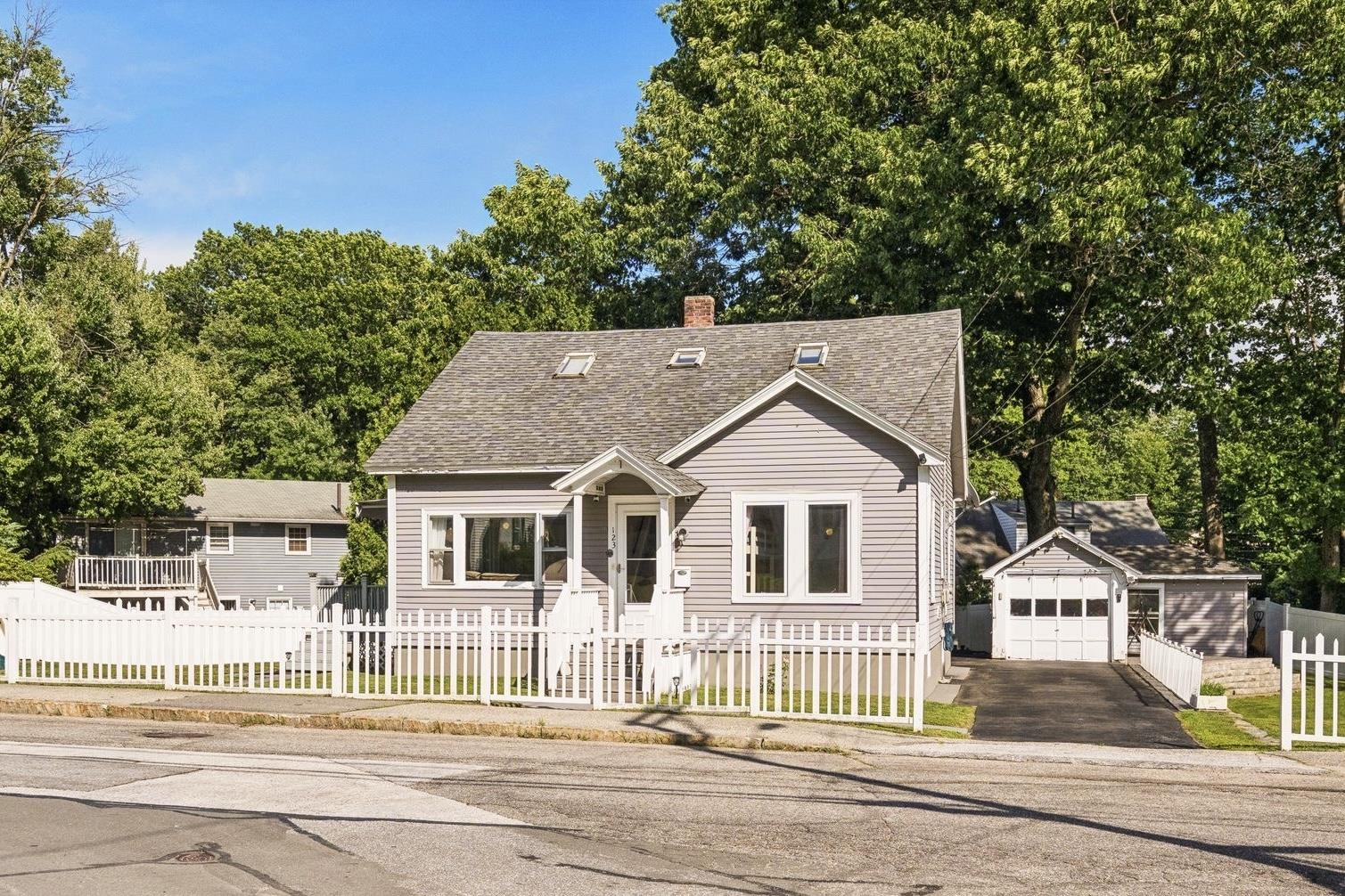 123 Smyth Road