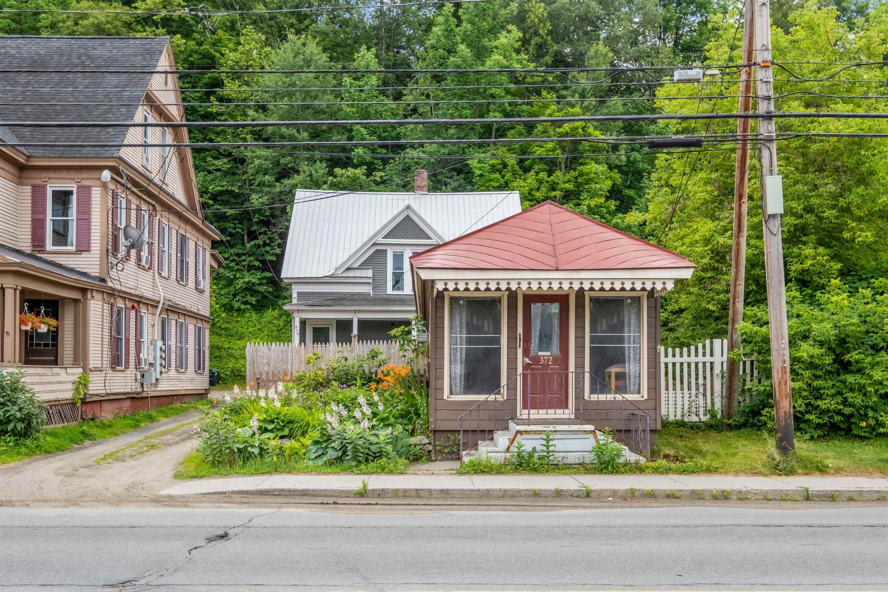 376 Portland Street