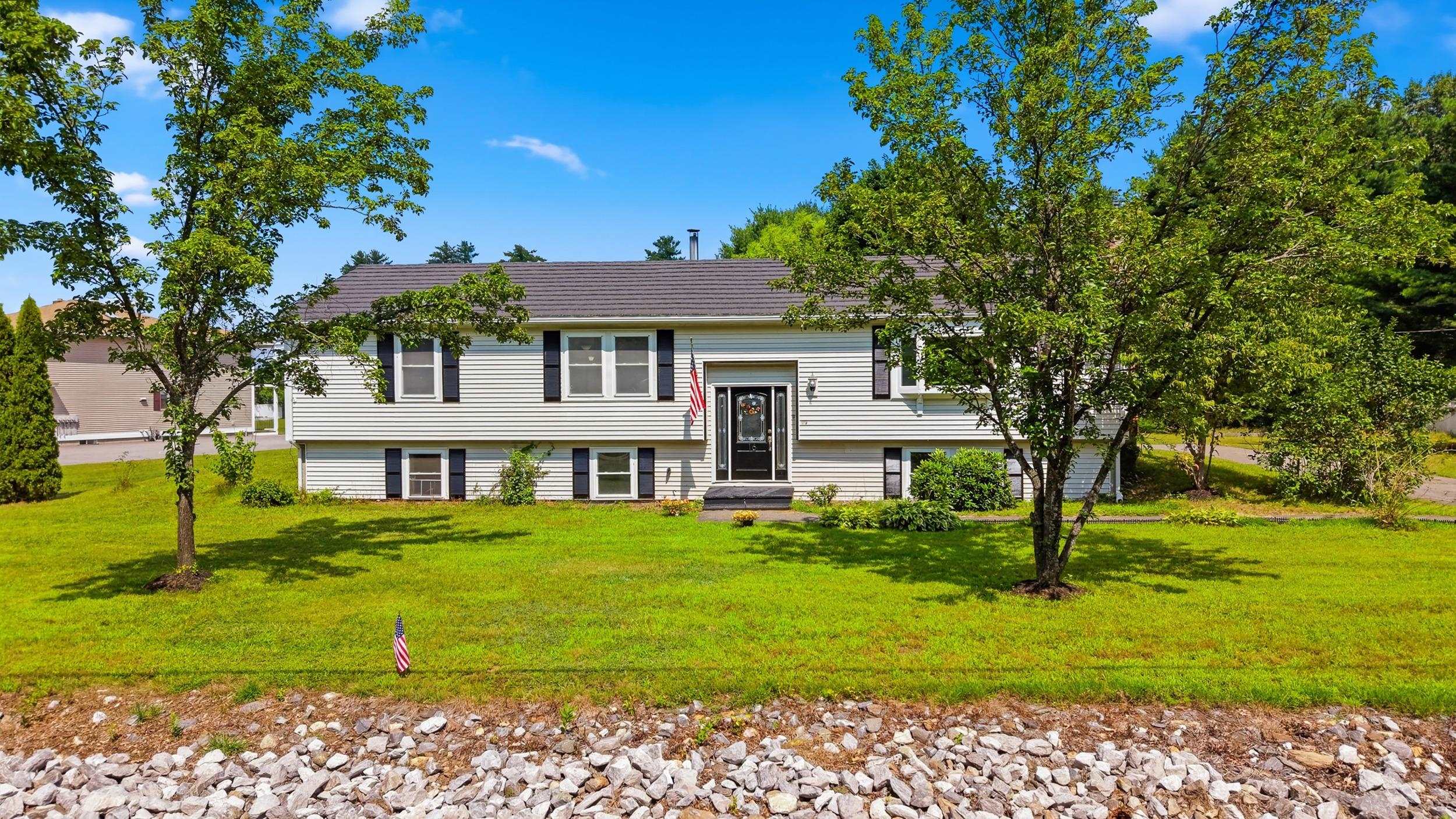 16 Roberts Road
