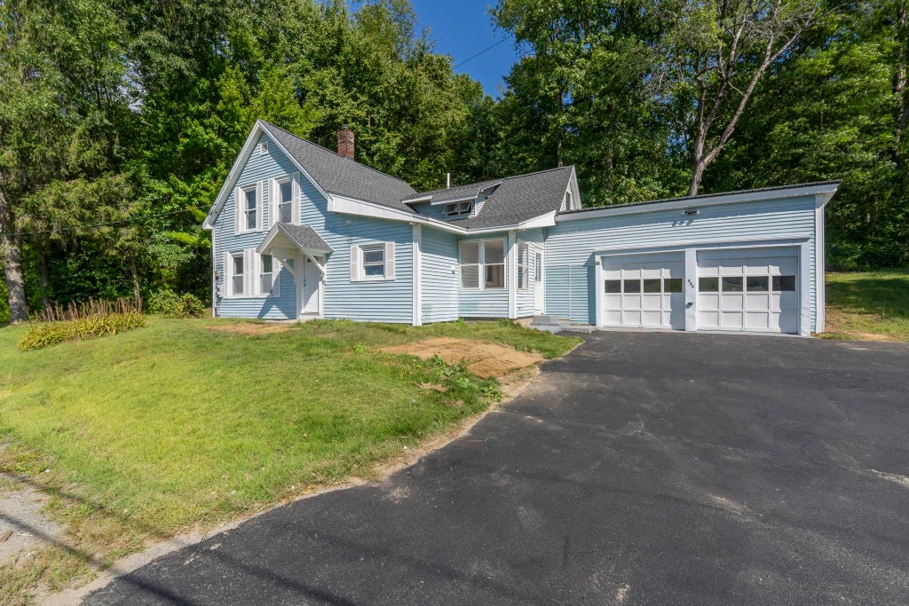 Photo of 521 Northfield Road, Hinsdale, NH 03451 (MLS # 5108733)