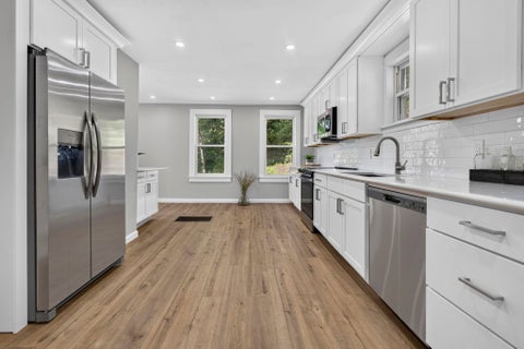 Photo of 521 Northfield Road, Hinsdale, NH 03451 (MLS # 5108733)