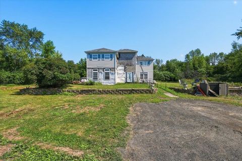 Photo of 47 Phelps Lane, South Hero, VT 05486 (MLS # 5101337)