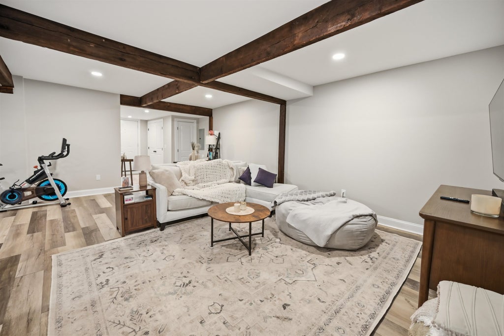 Photo of 17 Thornton Street, Derry, NH 03038 (MLS # 5109775)