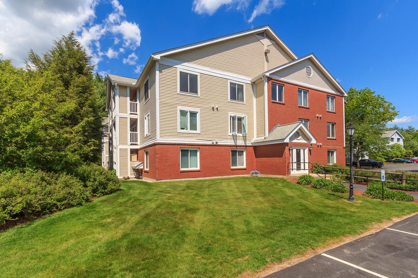 3 Timberwood Drive 207