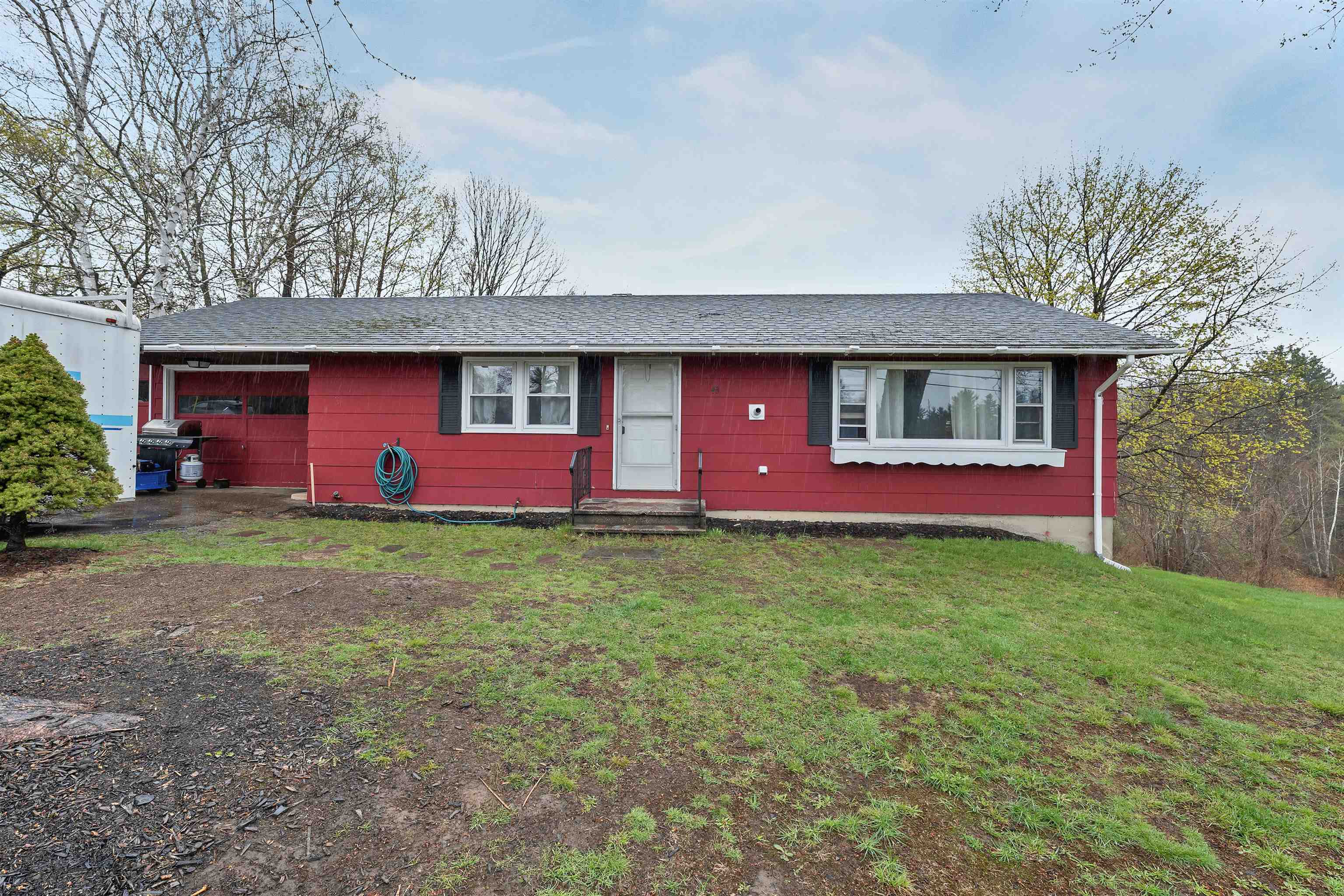 43 School House Hill Road