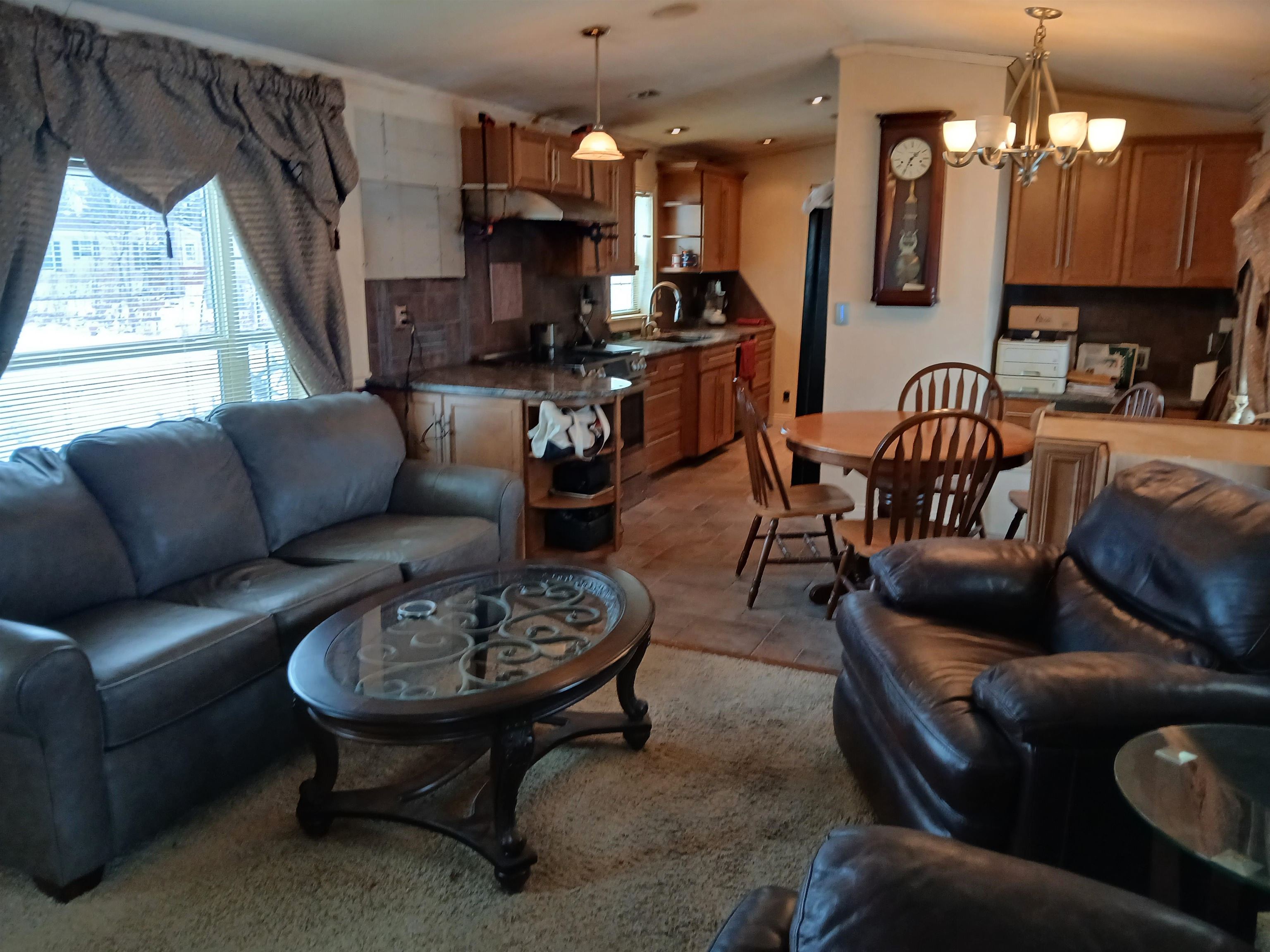 80 Colonial Village