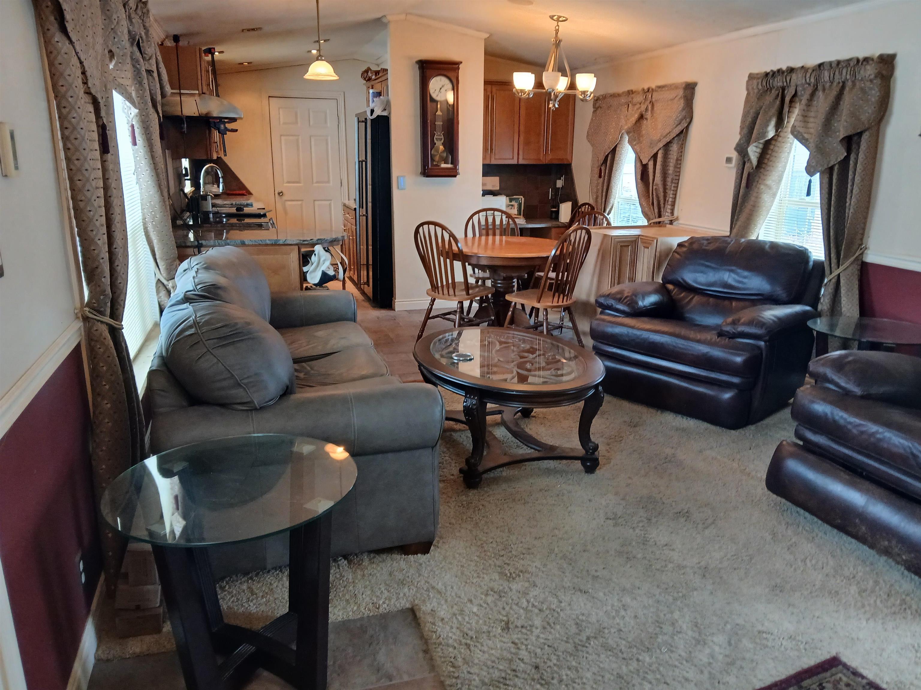 80 Colonial Village