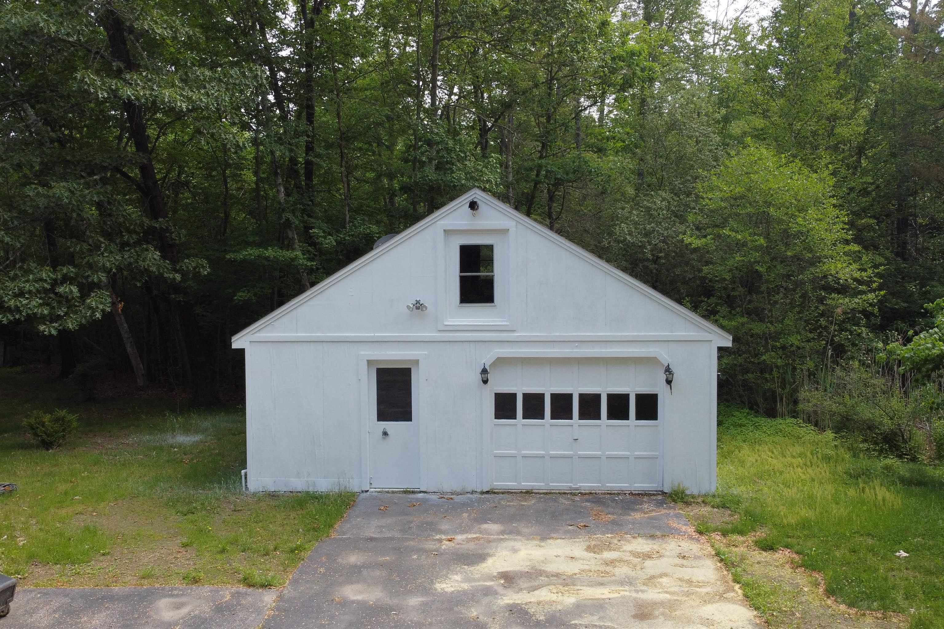 9 Bluebird Lane