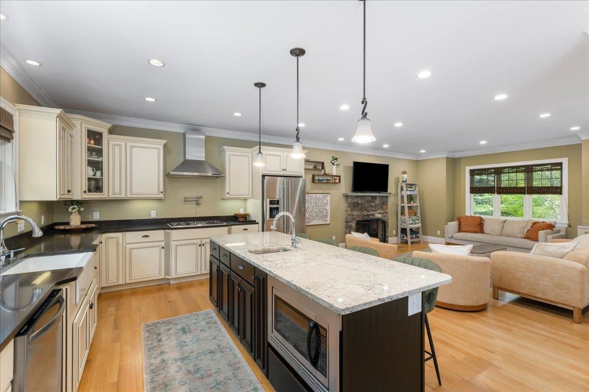 137 Garland Drive