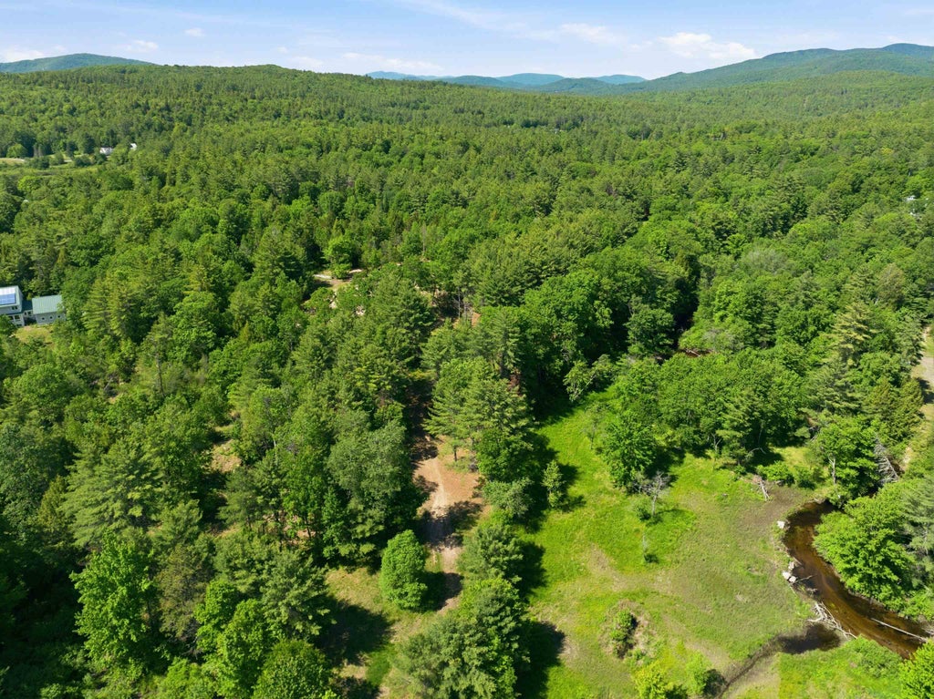 Photo of 8 Stonebridge Road, Wilmot, NH 03287 (MLS # 5067271)
