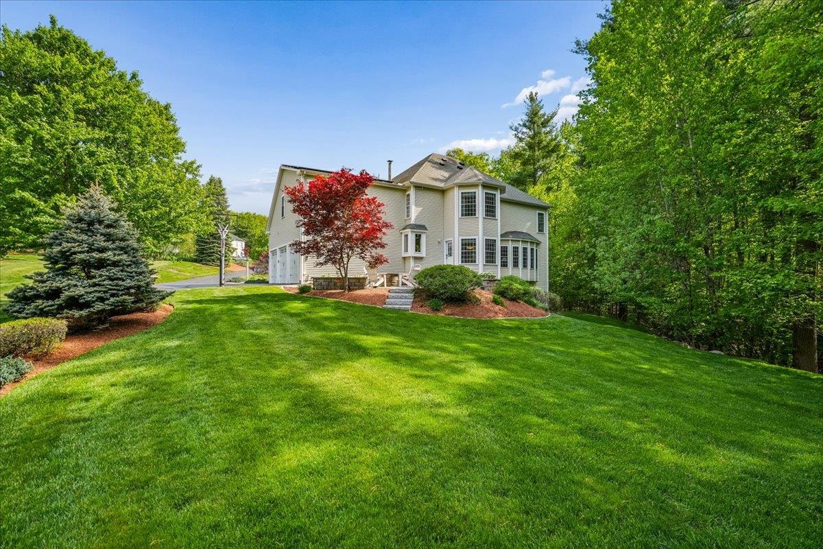 22 Elizabeth Way