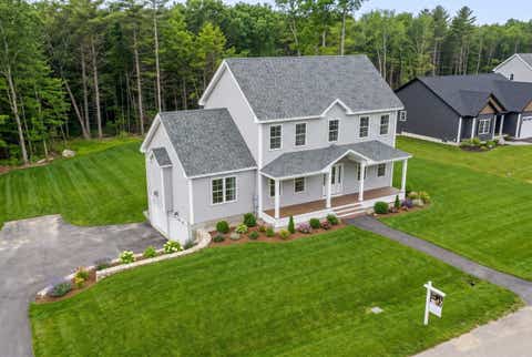 Photo of 10 Blaisdell Court, Raymond, NH 03077 (MLS # 5092707)