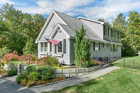 Photo of 127 Forest Road, Wolfeboro, NH 03894 (MLS # 5113530)