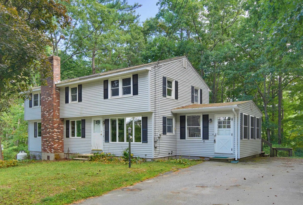 Photo of 5 Bigwood Drive, Merrimack, NH 03054 (MLS # 5110995)