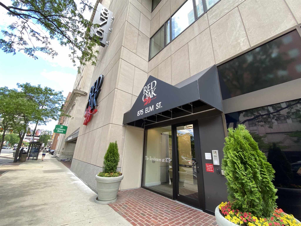 Photo of 875 Elm Street #206, Manchester, NH 03101 (MLS # 5105296)