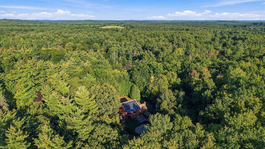 Photo of 7 Cobblestone Place, Merrimack, NH 03054 (MLS # 5111423)
