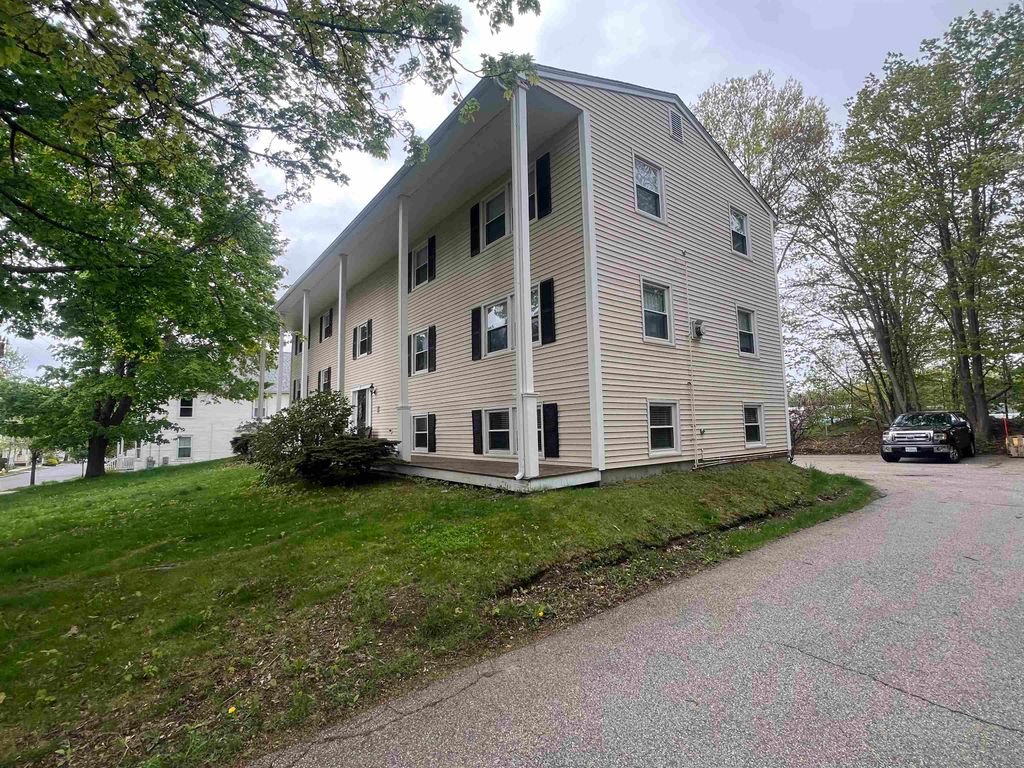 Photo of 140 Cass Street #A, Portsmouth, NH 03801 (MLS # 5092153)