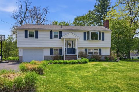 43 Matthias Street Salem NH 03079