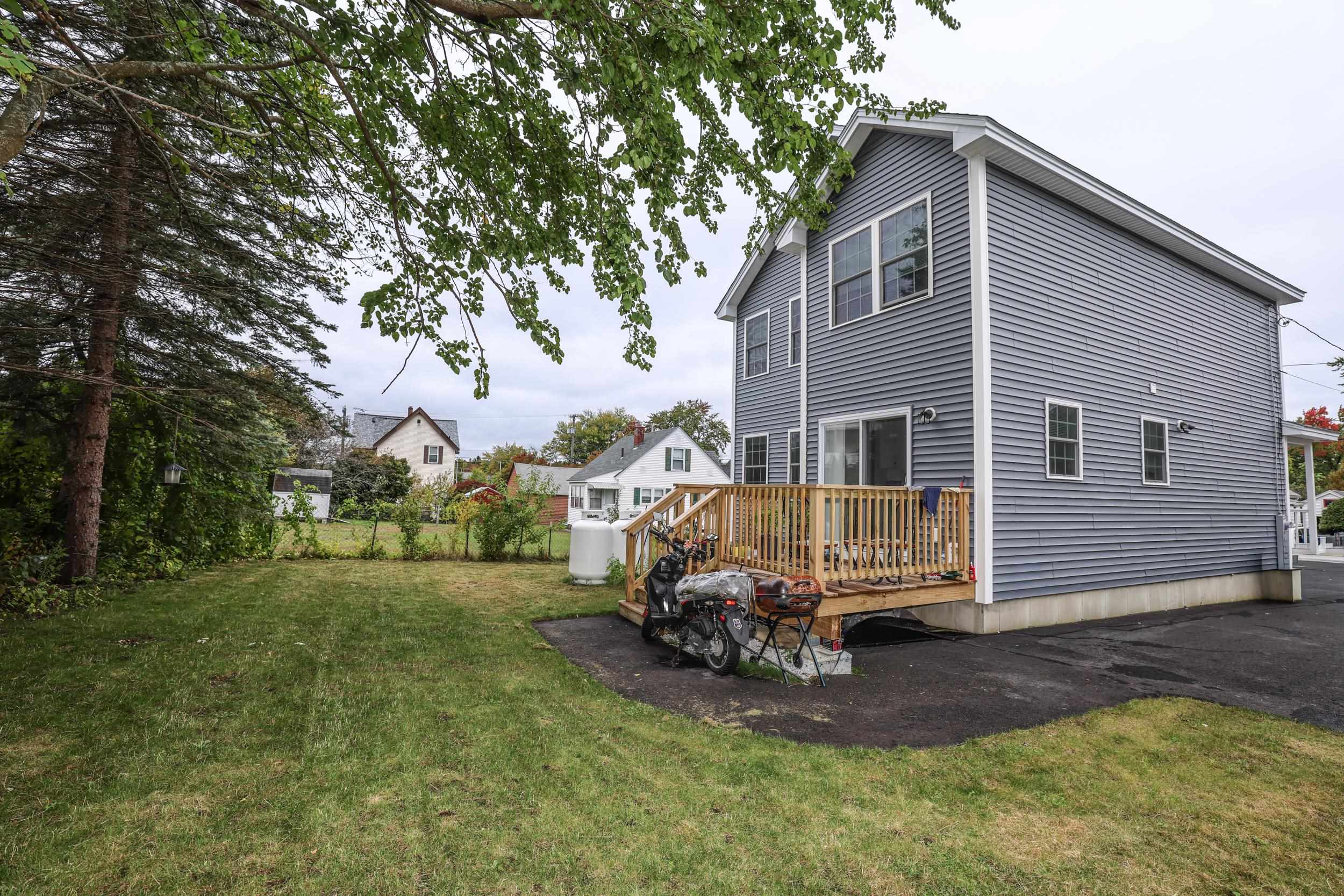 37 LONGWOOD Avenue