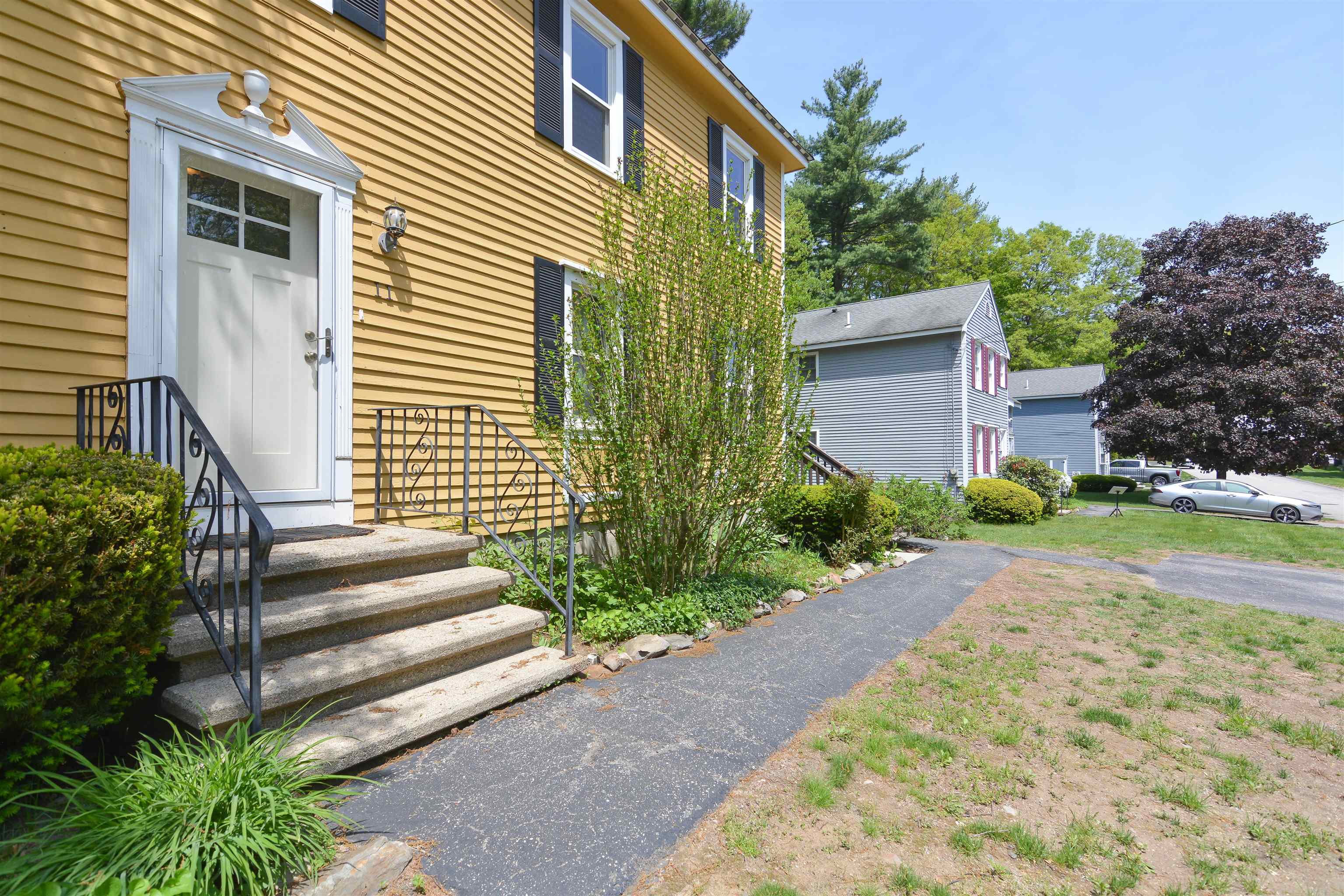 11 Beaujolais Drive