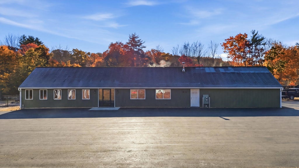 Photo of 1203 Calef Highway #Unit A and B, Barrington, NH 03825 (MLS # 5115861)