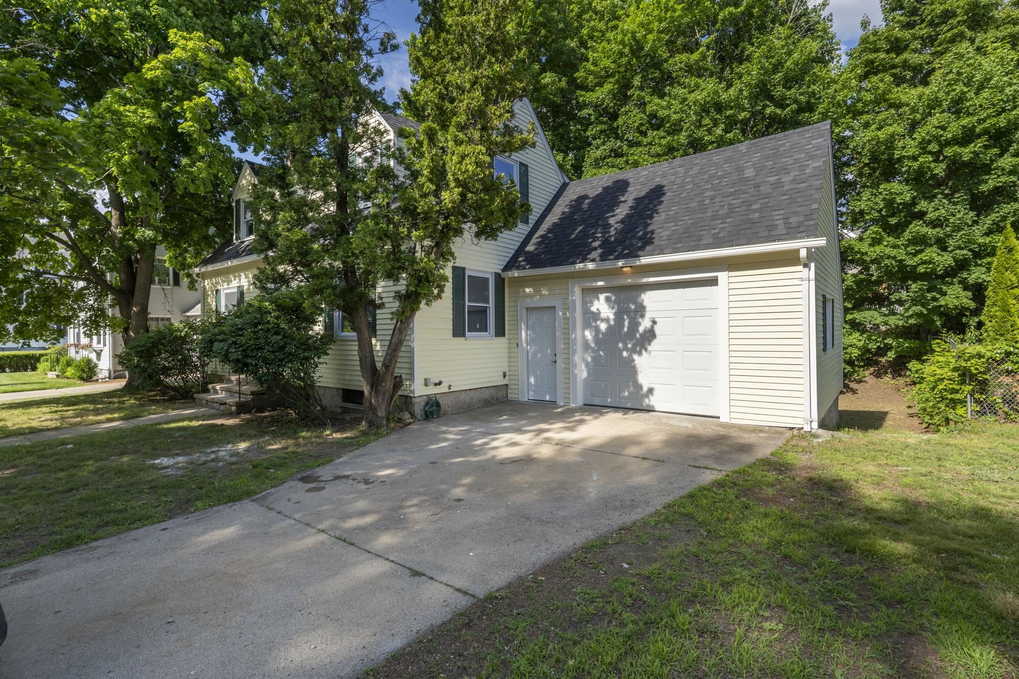 857 Union Street