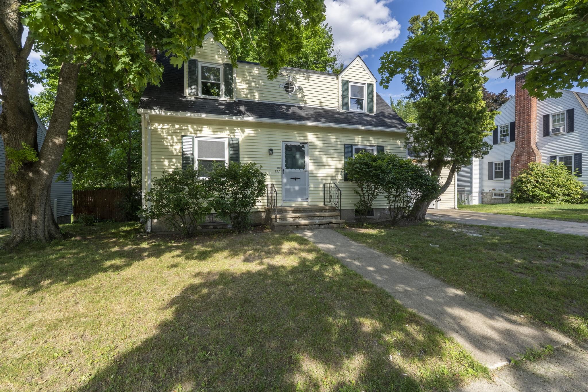 857 Union Street