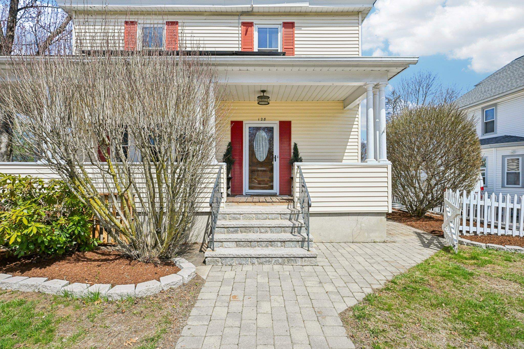 128 East Street