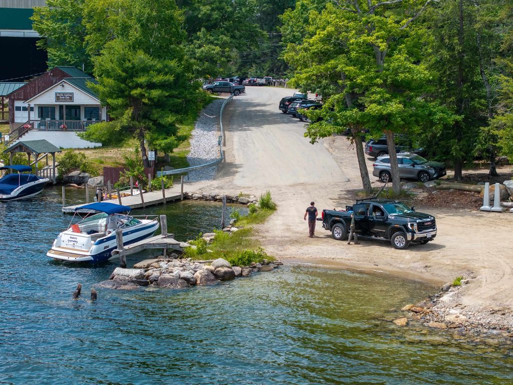 Photo of 484 Long Island Road, Moultonborough, NH 03254 (MLS # 5099212)