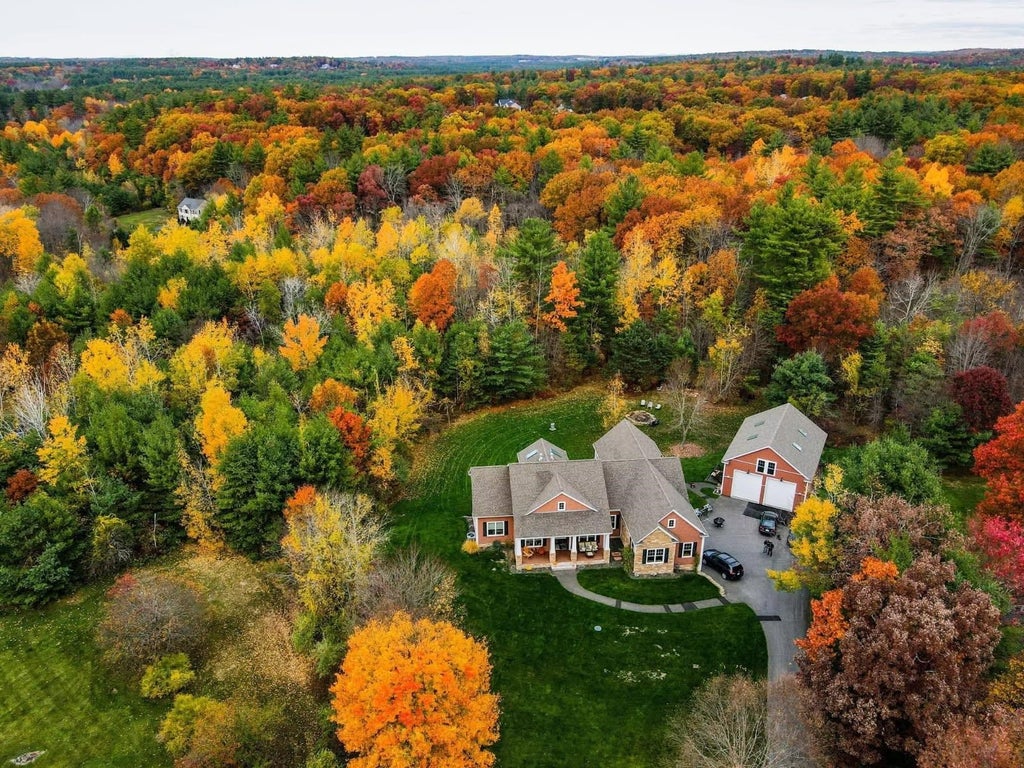 Photo of 6 Rosewood Street, Windham, NH 03087 (MLS # 5106815)