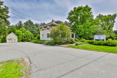 Photo of 108 Ponemah Road, Amherst, NH 03031 (MLS # 5091716)