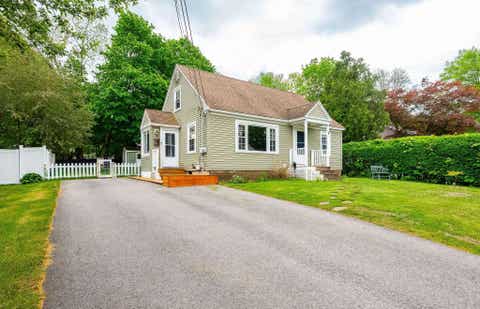 Photo of 6 Howe Street, Rochester, NH 03867 (MLS # 5097740)