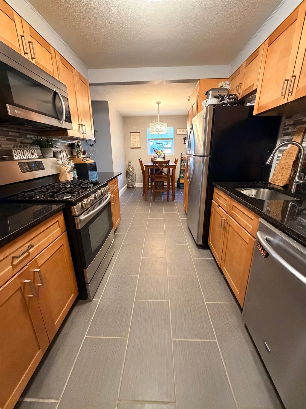 Photo of 1 Louisburg Square #1, Nashua, NH 03060 (MLS # 5090567)