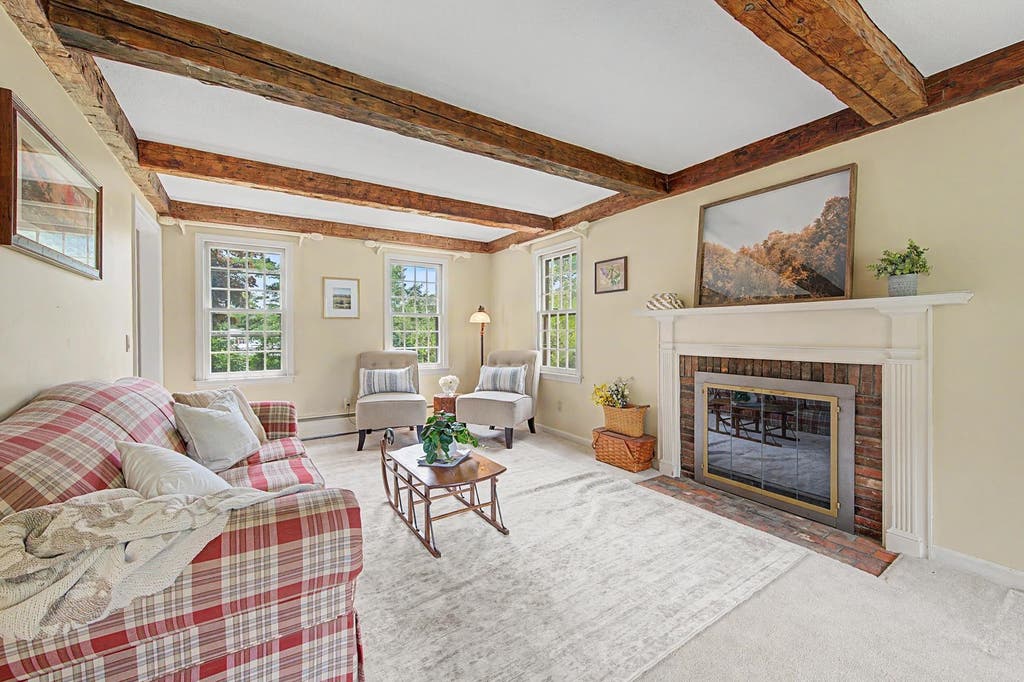 Photo of 1526 King Hill Road, New London, NH 03257 (MLS # 5105639)